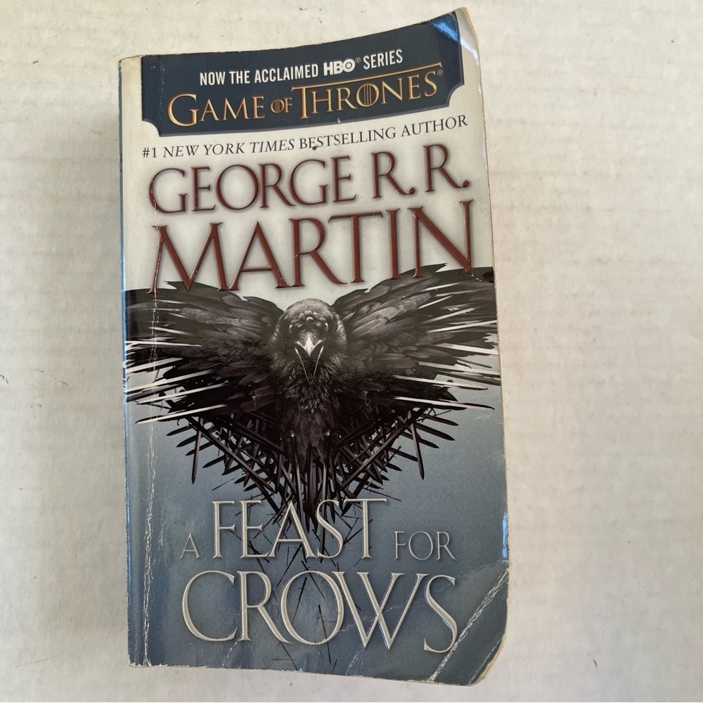 A Feast for Crows Games Of Thrones By George RR Martin Paperback‎ Book